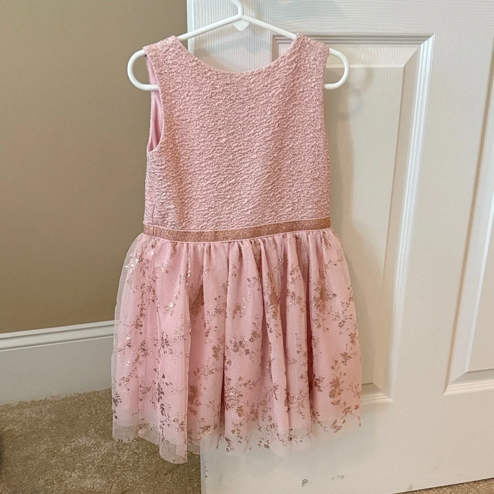 The Children's Place Pink Sparkle Dress. 5T. Hardly wore. Pink and gold